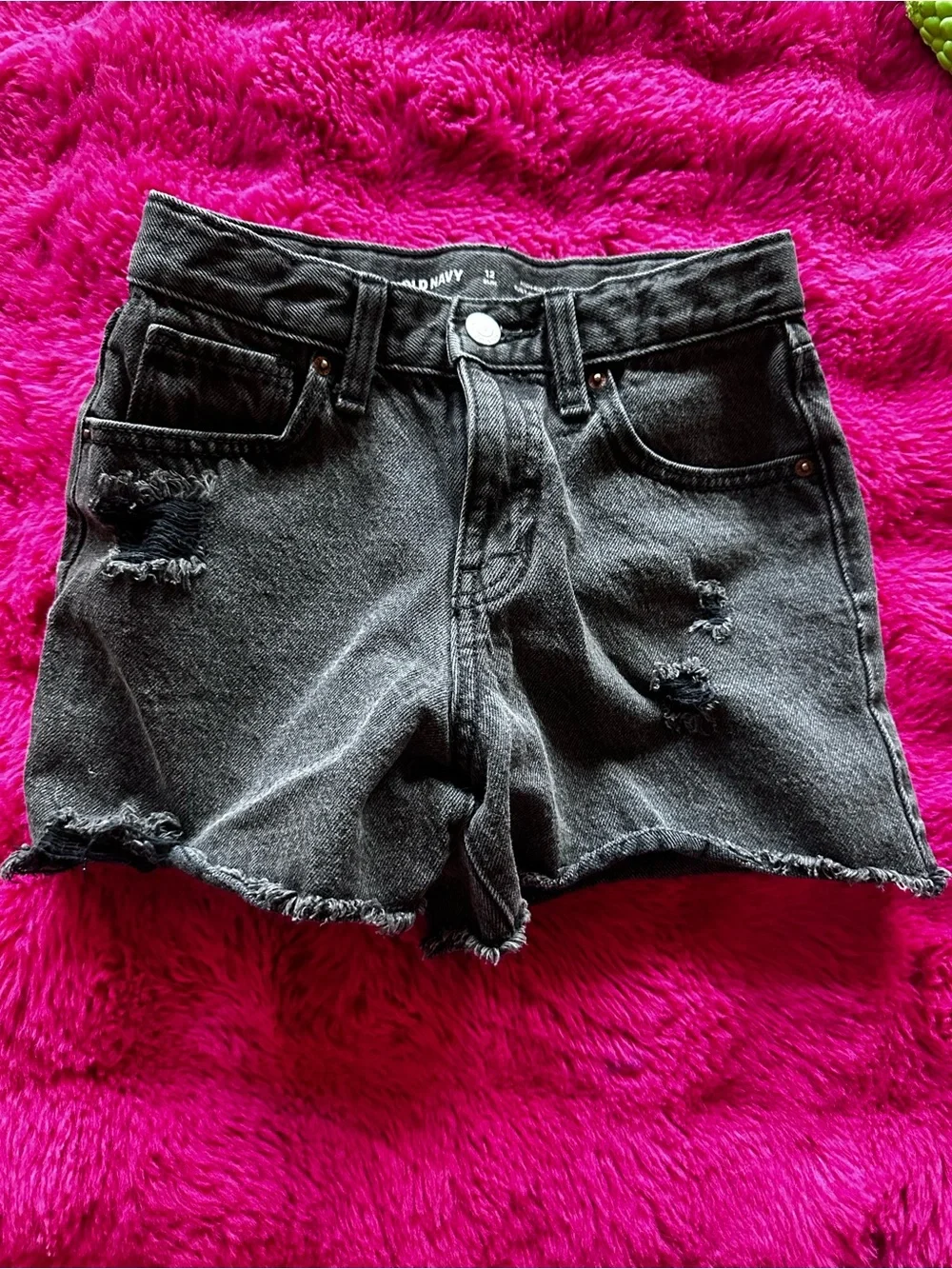 Old Navy Black Distressed Denim Shorts 12 Slim